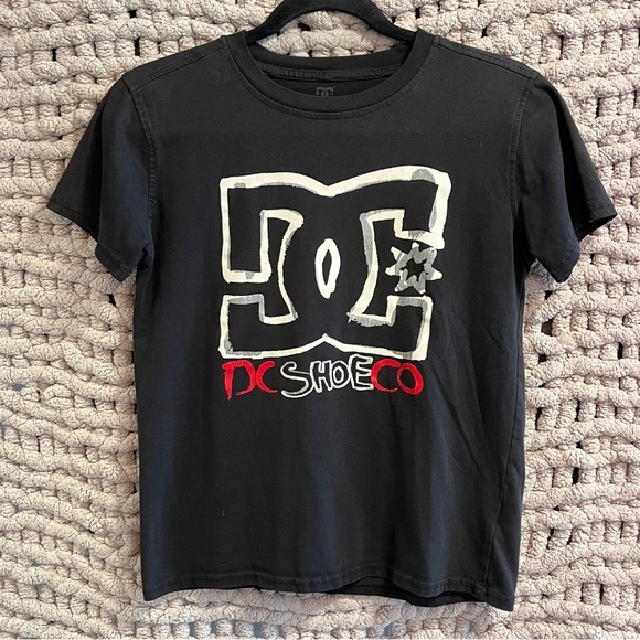 3 Graphic T-Shirt Bundle Youth Large - Picture 2 of 14